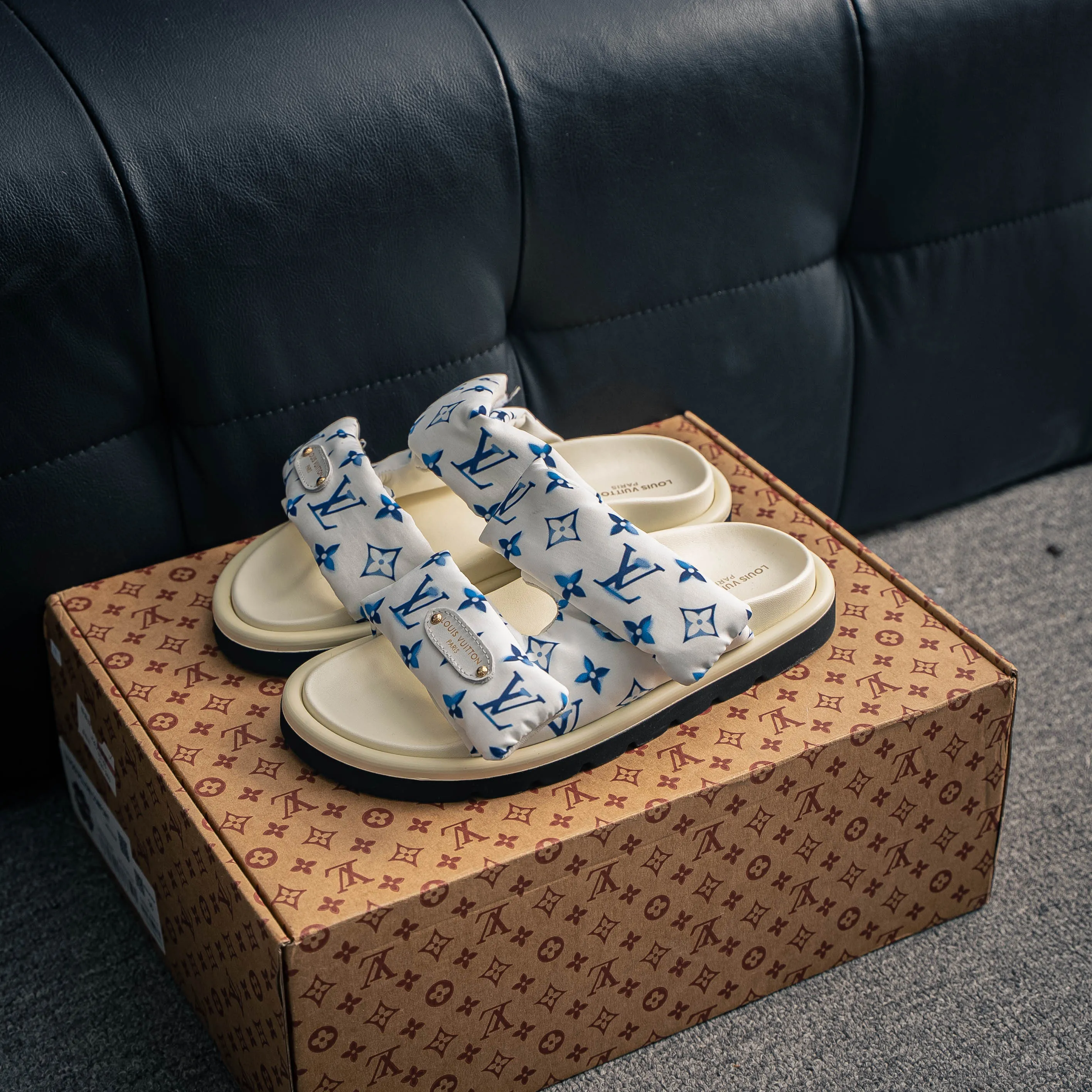 # LOUIS VUITTON ｜ 2026ss /Takashi Murakami x LOUIS VUITTON Sandals 。